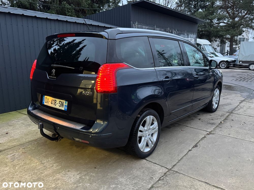 Peugeot 5008 THP 165 EAT6 Stop & Start Allure - 4