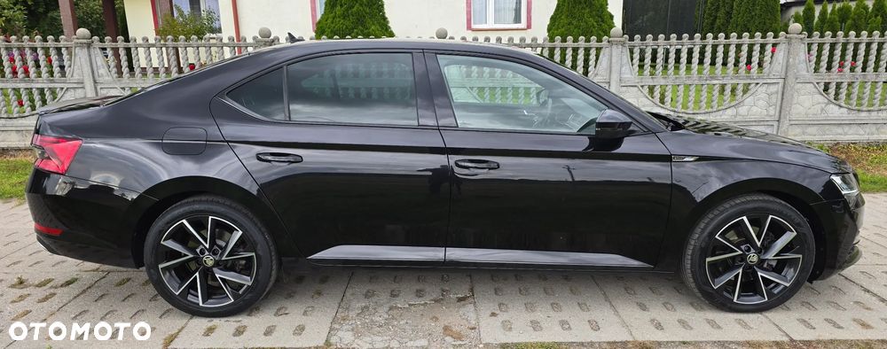 Skoda Superb 2.0 TDI SCR Sportline DSG - 6