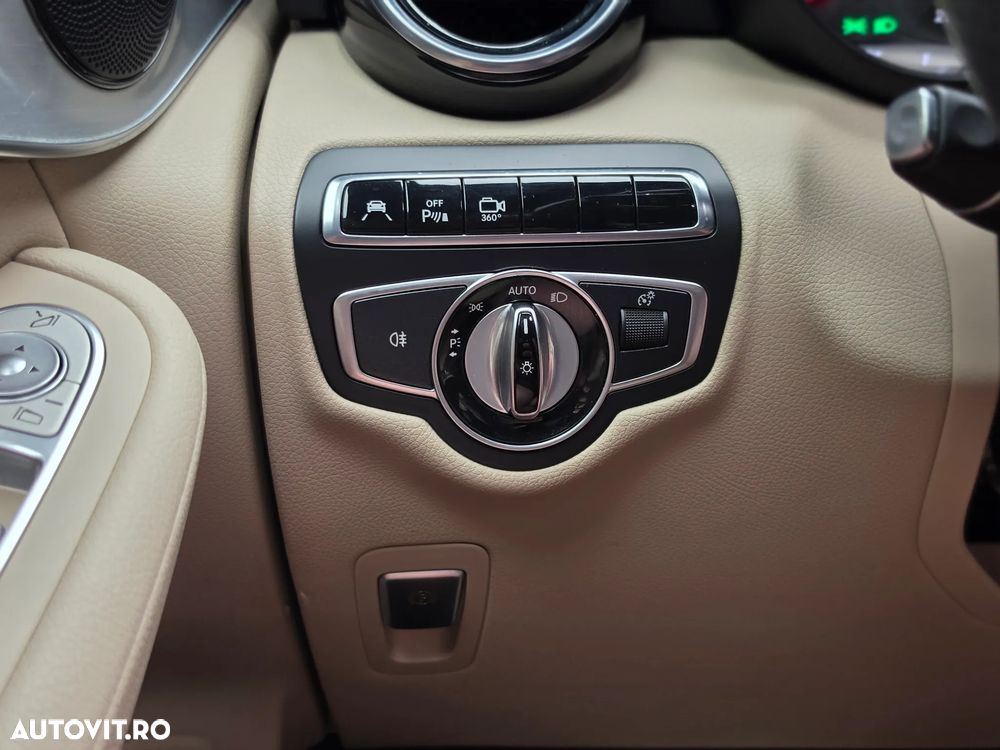 Mercedes-Benz GLC 250 4MATIC 9G-TRONIC AMG Line - 27