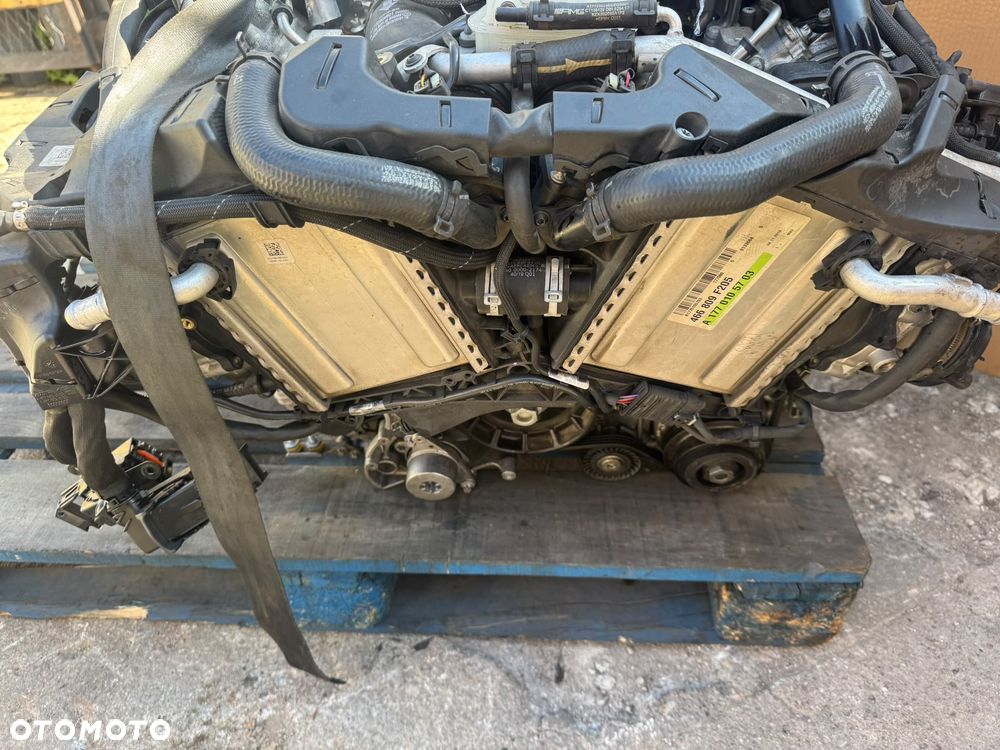 Silnik kompletny Mercedes 4.0 177980 63s AMG - 8