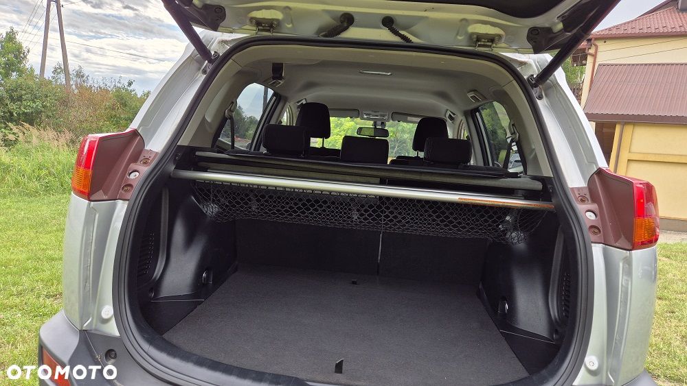 Toyota RAV4 2.0 D-4D Premium - 10