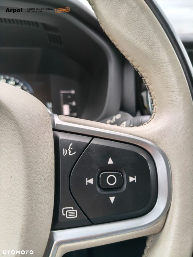 Volvo XC 60 T5 AWD Momentum - 14