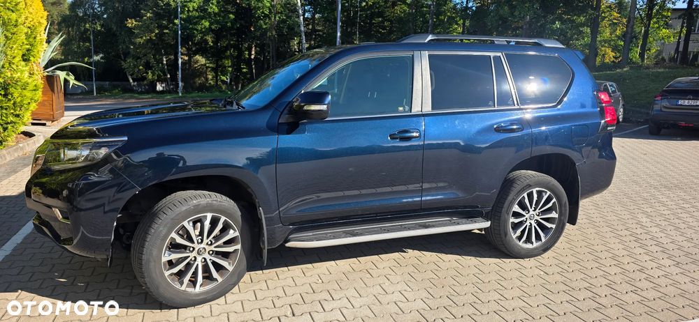 Toyota Land Cruiser - 13