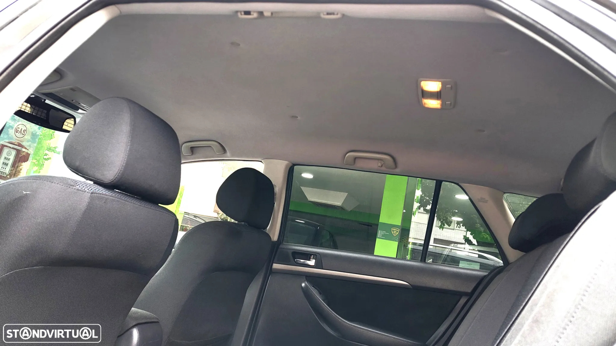 Toyota Avensis SW 2.0 D-4D Sol+GPS - 13