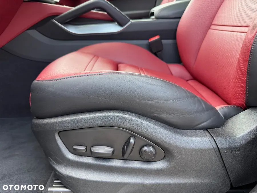 Porsche Cayenne Tiptronic S - 13