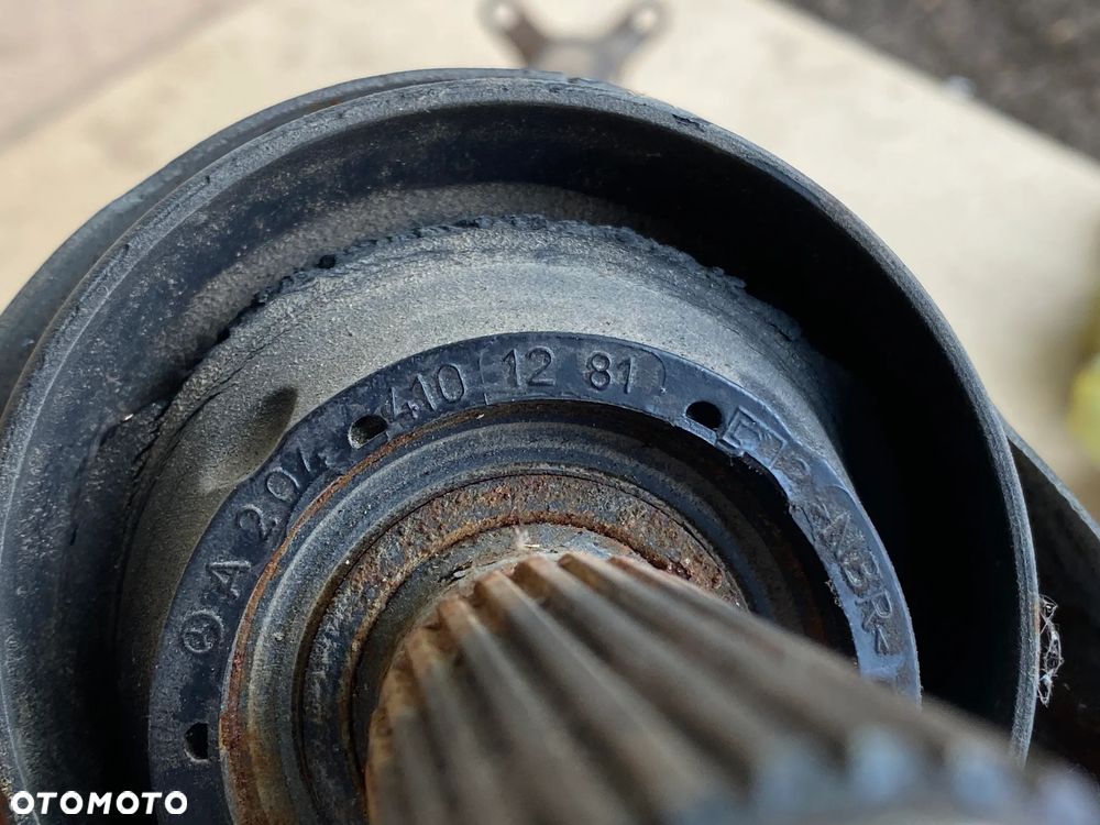 WAŁ NAPĘDOWY MERCEDES W212 - 6