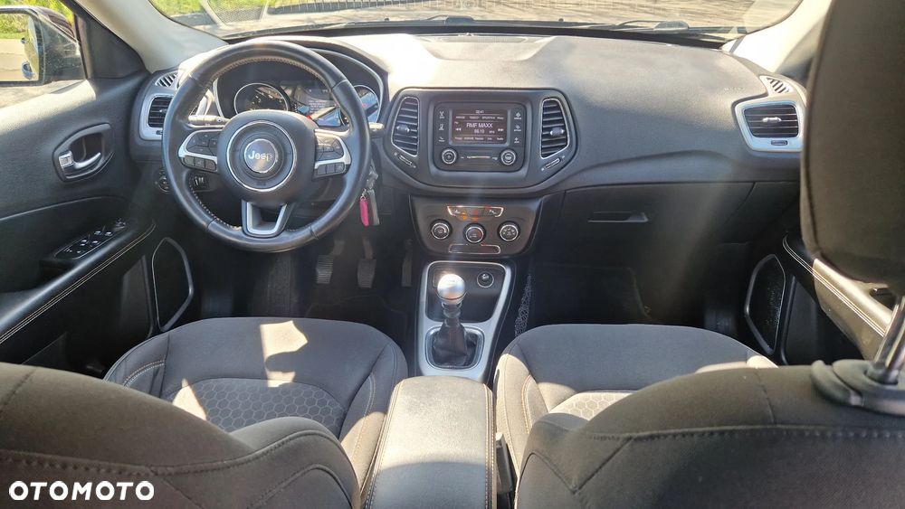 Jeep Compass 1.6 MultiJet Longitude - 12