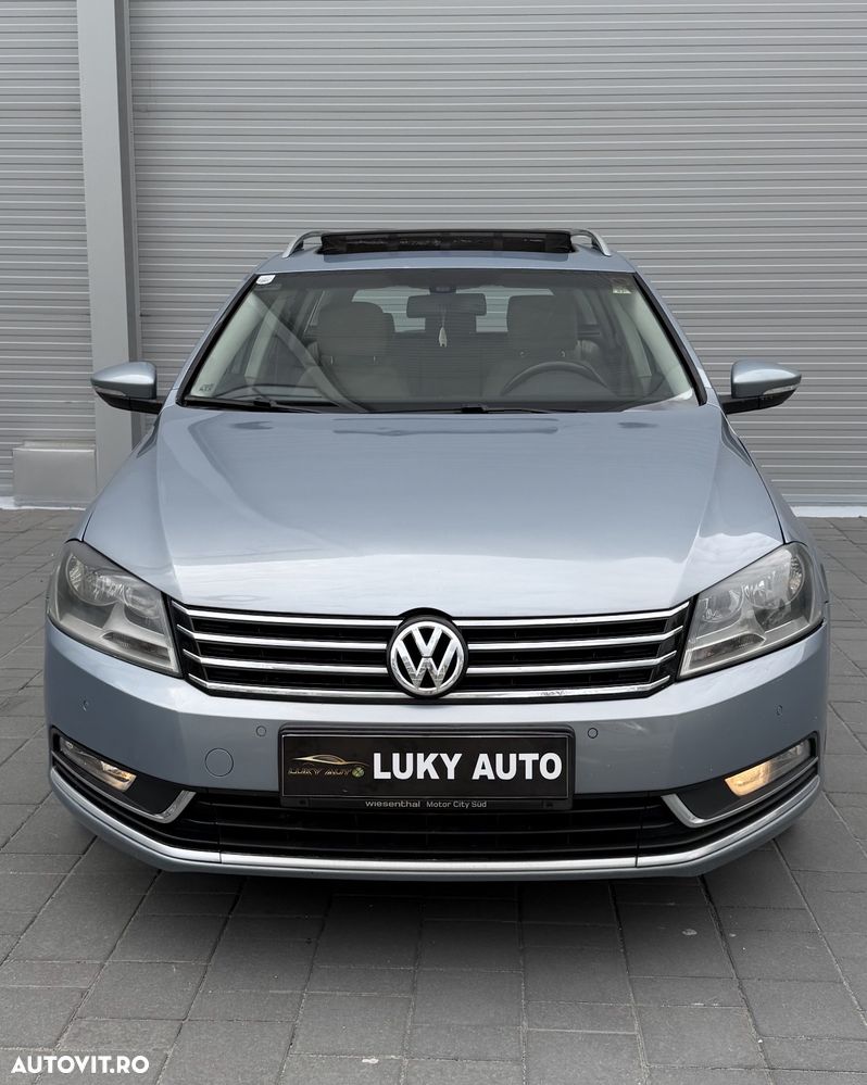 Volkswagen Passat - 13