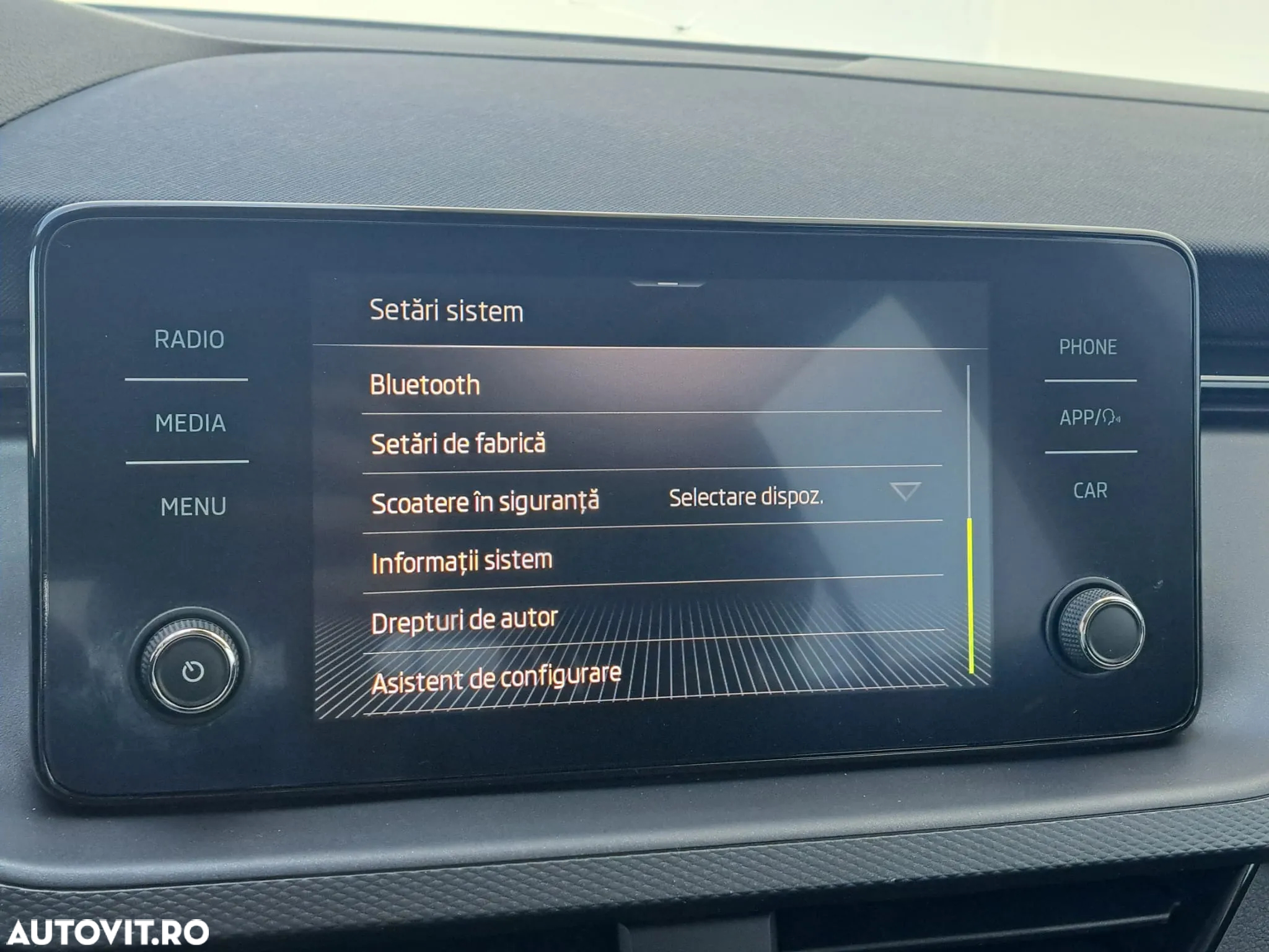 Skoda Scala 1.0 TSI Ambition - 4