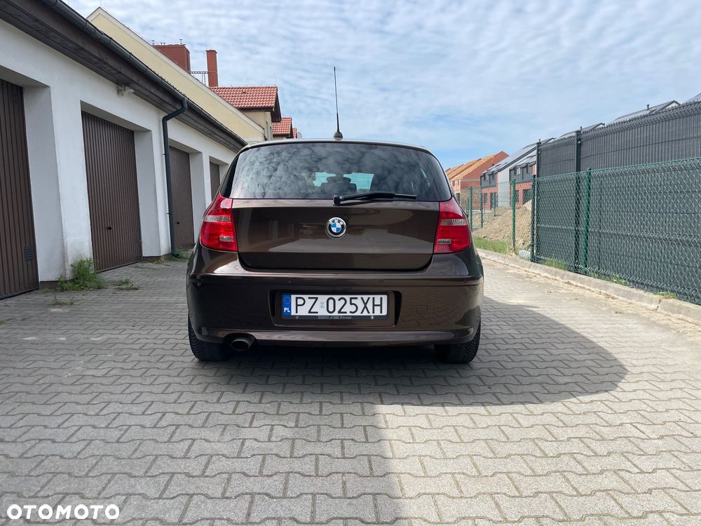 BMW Seria 1 116d - 4