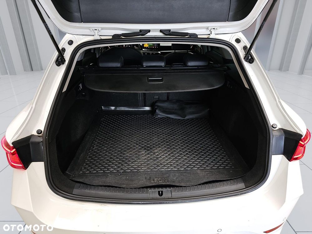 Cupra Leon Sportstourer 1.5 eTSI DSG - 17