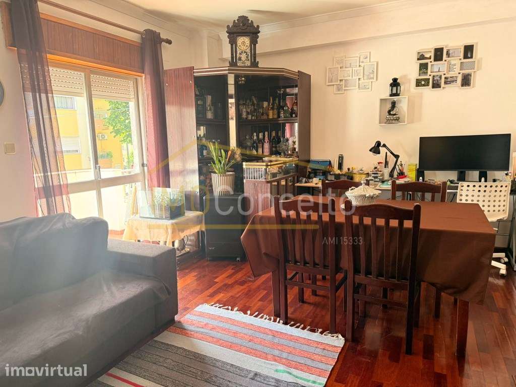 Apartamento T3 / Junto à Escola Artur Gonçalves Torres Novas - Grande imagem: 3/24