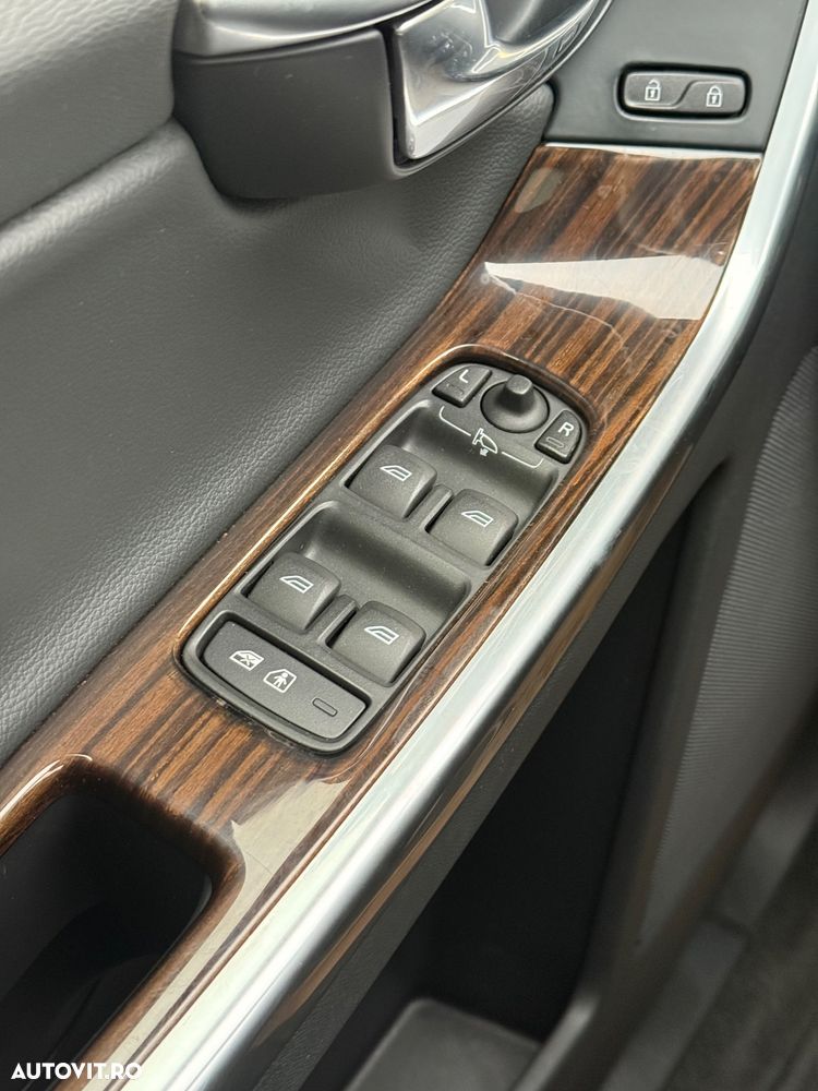 Volvo XC 60 D4 Geartronic Linje Inscription - 28