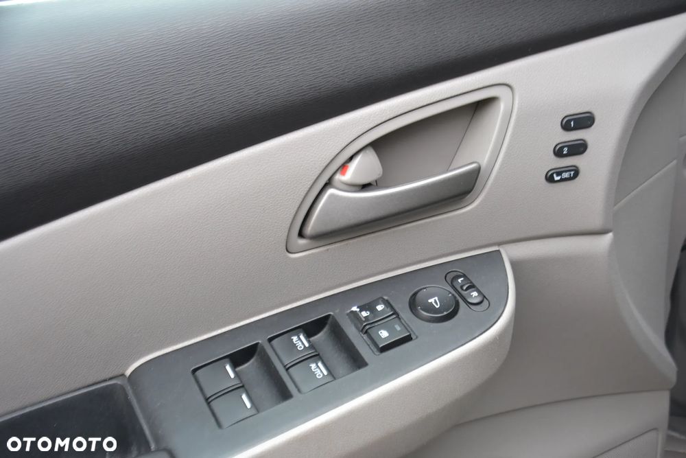 Honda Odyssey 3.5 EX - 17