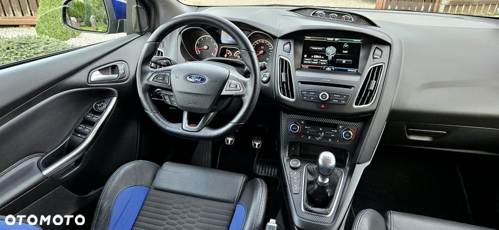 Ford Focus 2.0 EcoBoost ST-2 - 12