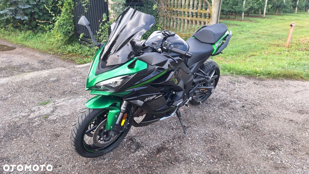 Kawasaki Ninja 1000 SX - 36