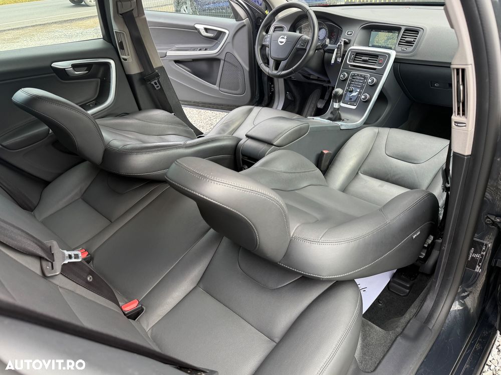 Volvo V60 D2 Edition - 6