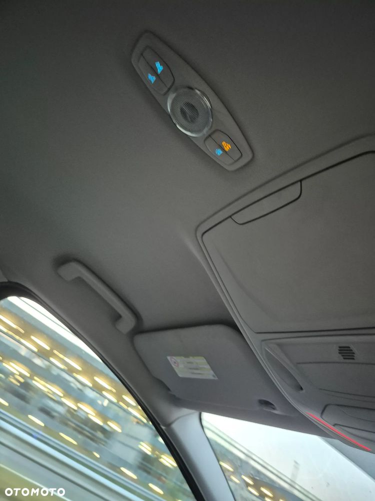 Ford C-MAX 1.6 TDCi Titanium - 16
