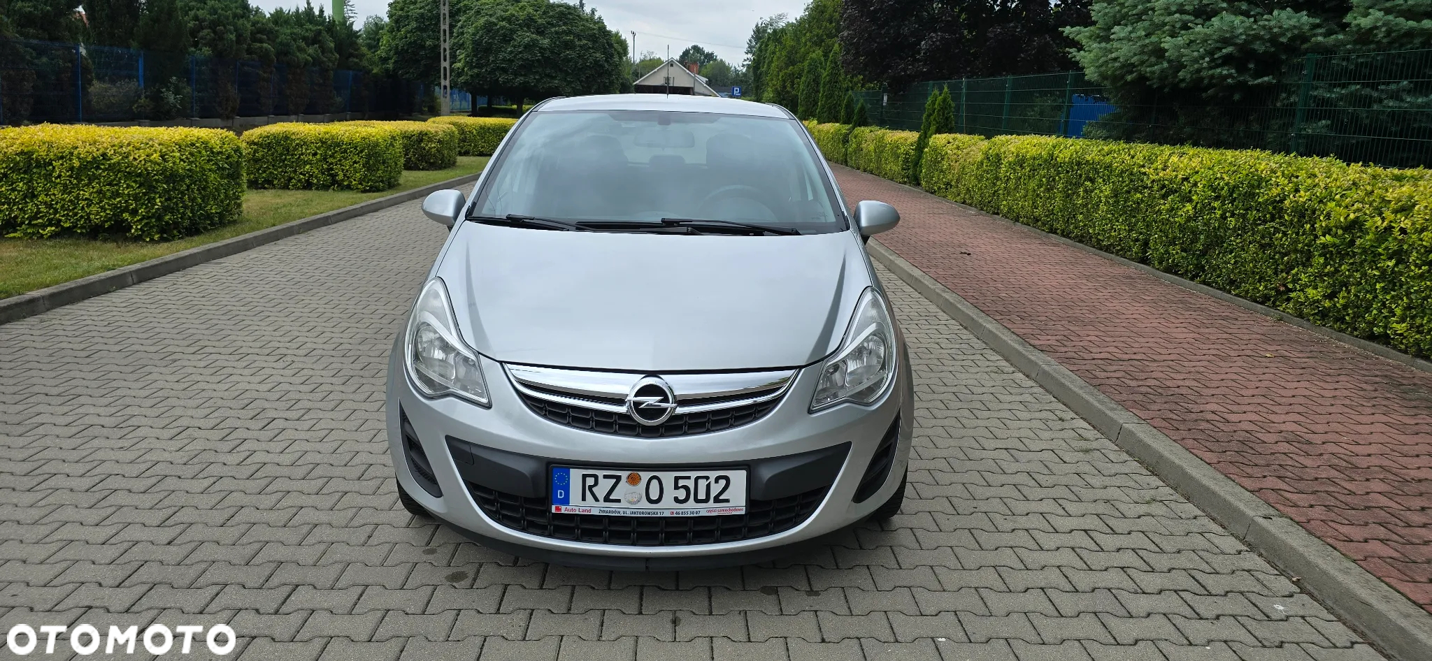 Opel Corsa 1.4 16V Edition 150 - 9