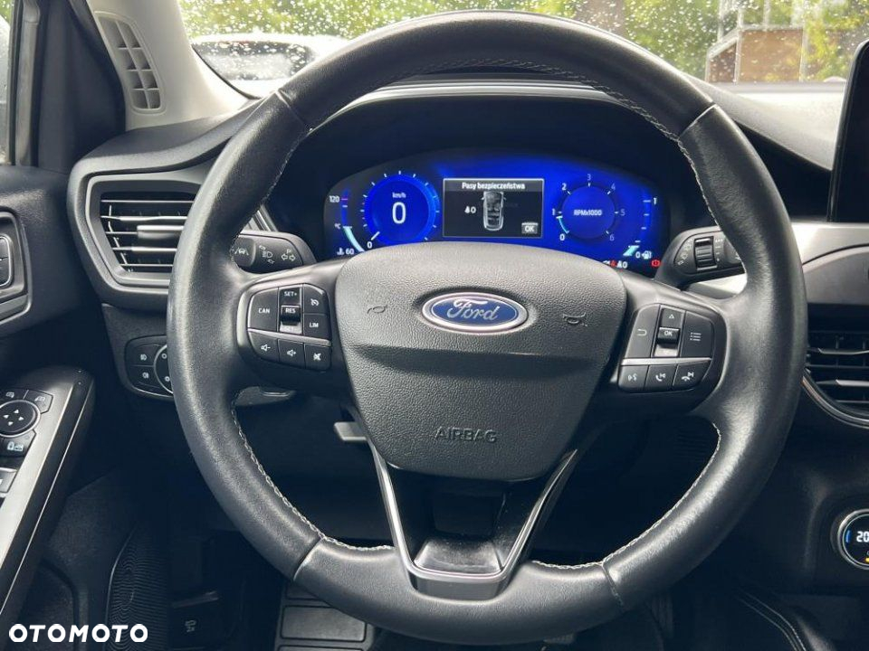 Ford Focus - 11