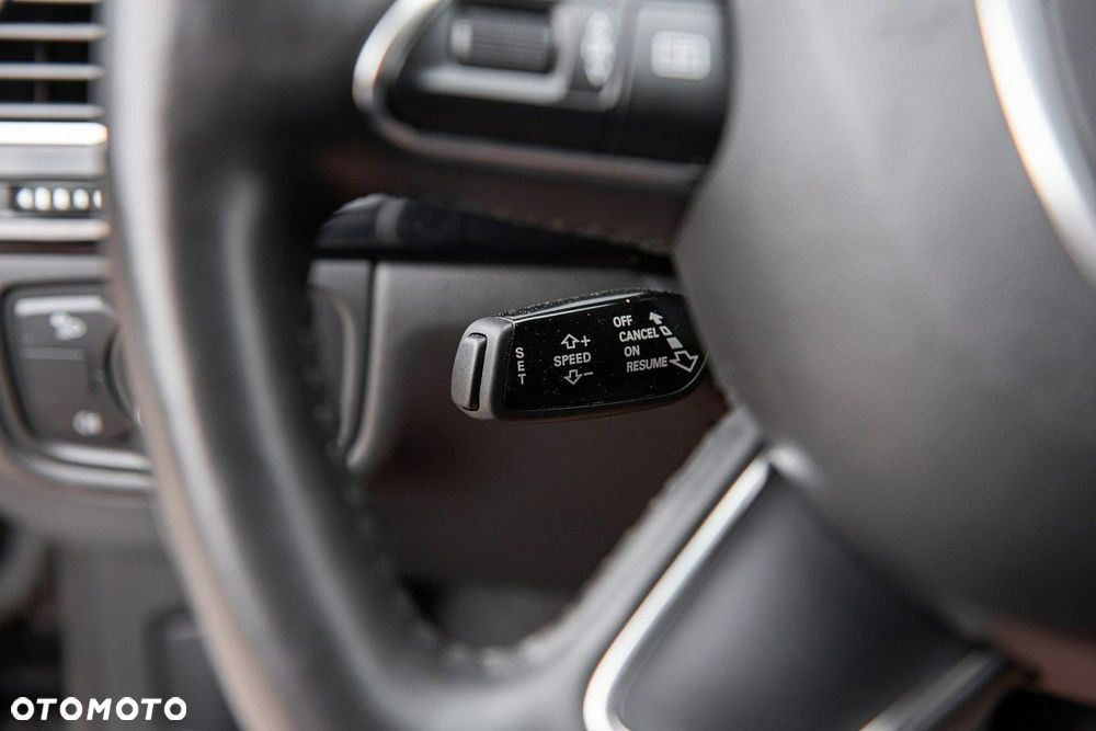 Audi A8 4.2 TDI Quattro - 26