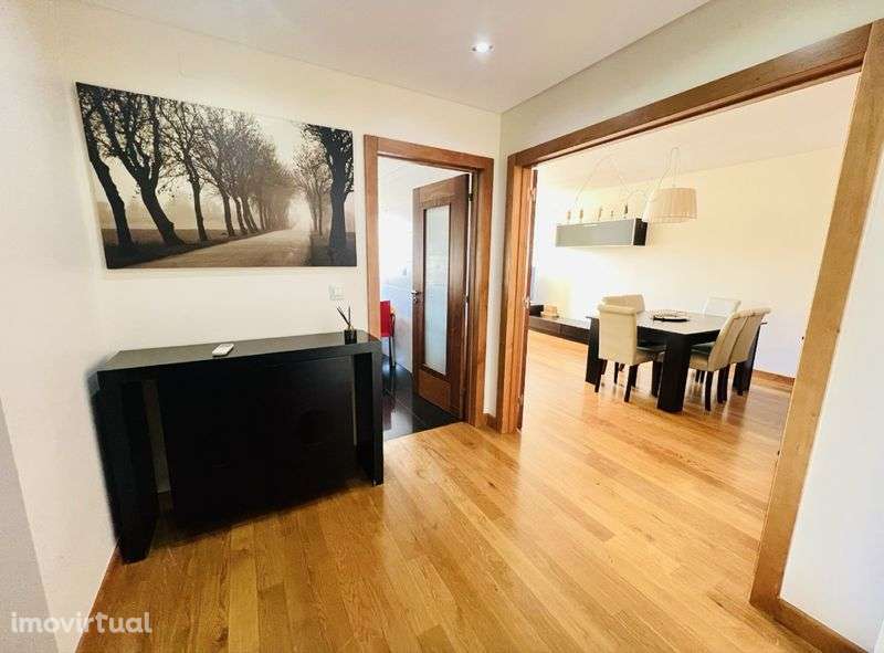 T2 mobilado e equiado na zona nova do INFANTADO - Grande imagem: 2/12