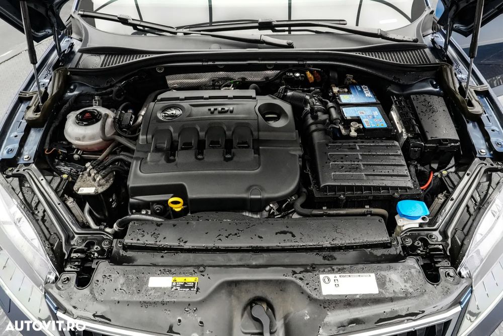 Skoda Superb 2.0 TDI DSG Style - 22