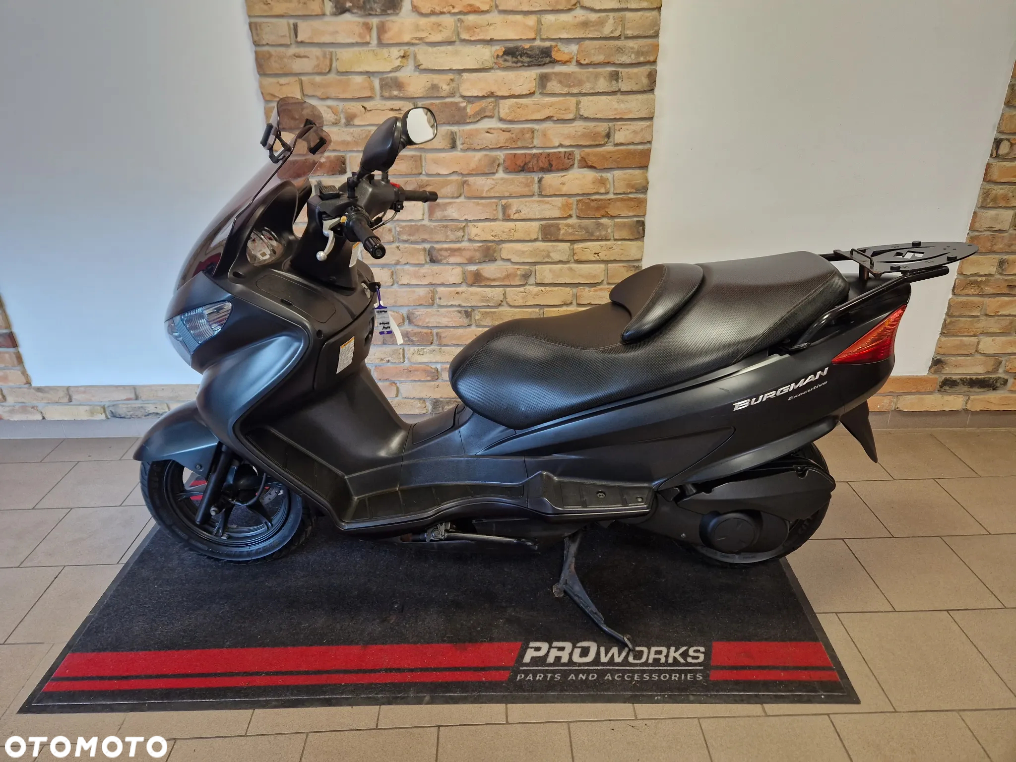 Suzuki Burgman - 7