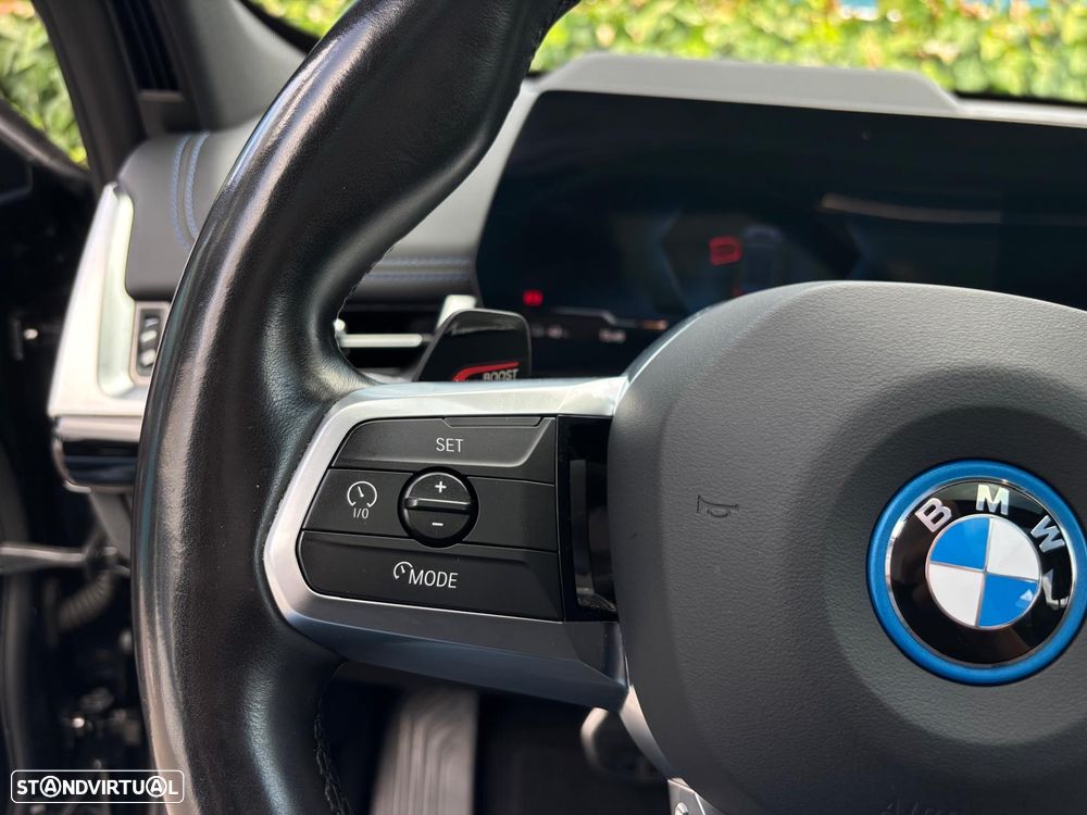 BMW iX1 xDrive30 M Sport Pack - 10
