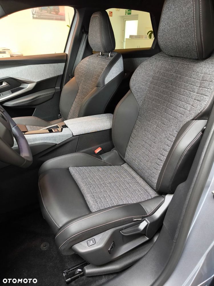 Peugeot 3008 1.2 PureTech mHEV Allure e-DCS6 - 7