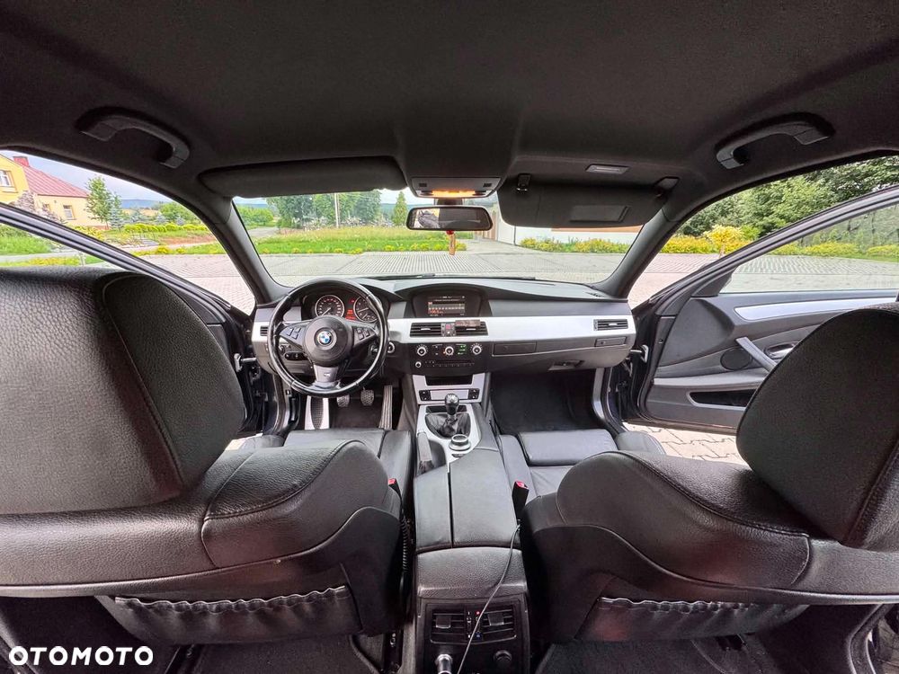 BMW Seria 5 525i - 15