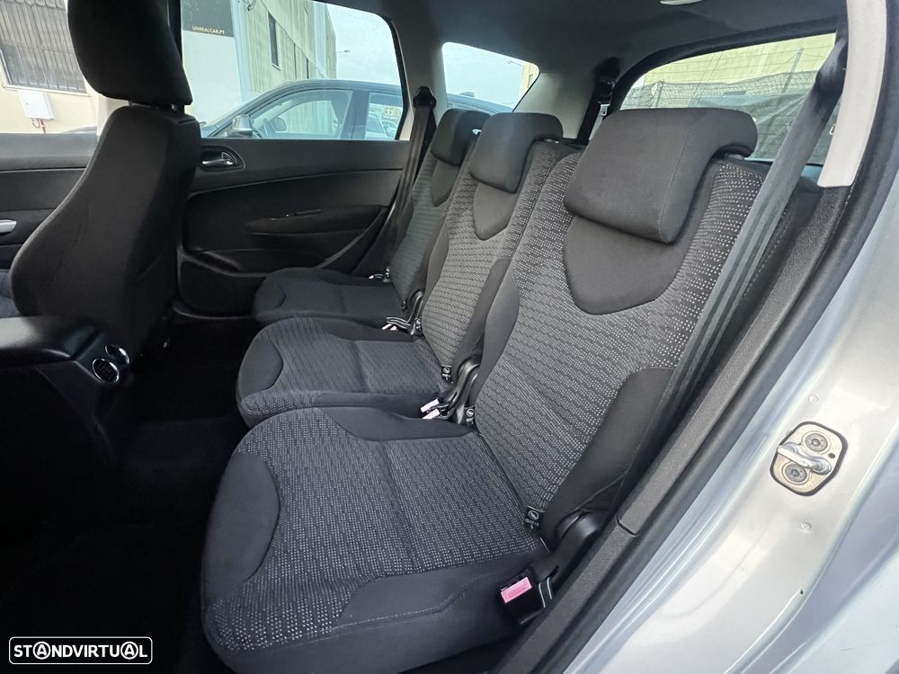 Peugeot 308 SW 1.6 HDi Premium - 8