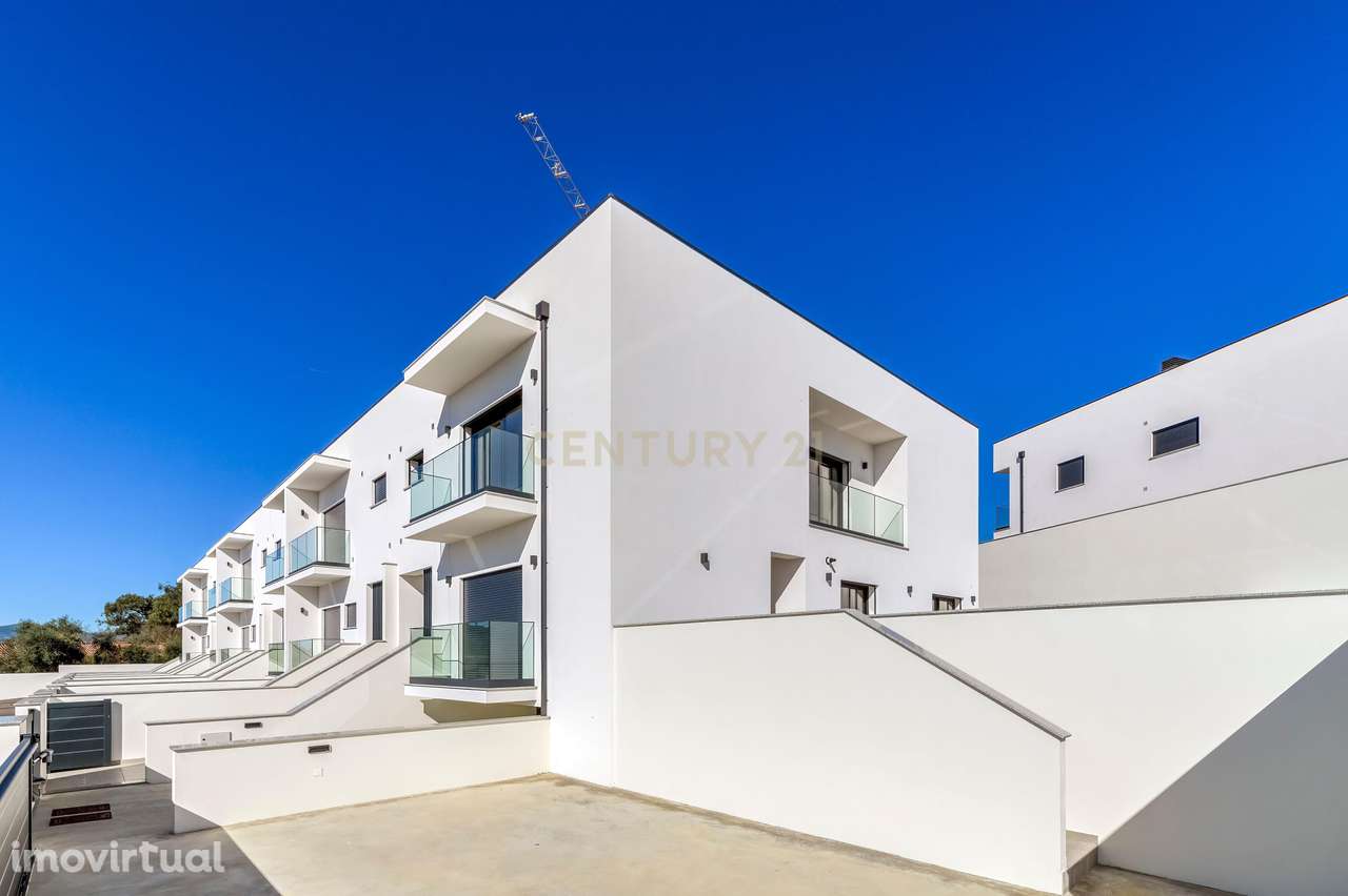 Condomínio Villas Mor || Moradia T4 - Segmento de Luxo || Aveiras de C - Grande imagem: 3/60