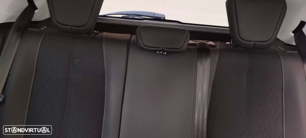 Opel Corsa-e Elegance - 24