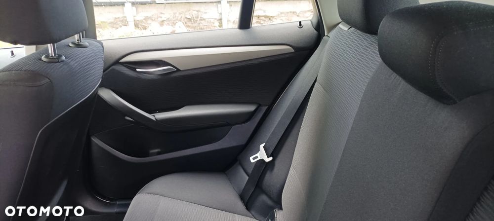 BMW X1 xDrive20i - 26