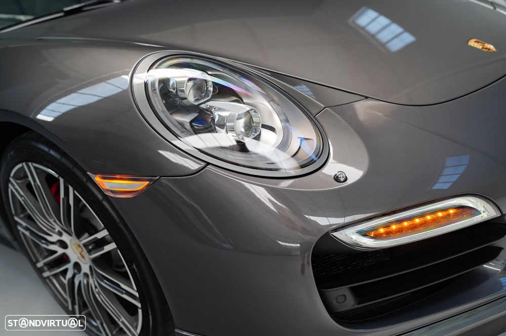 Porsche 911 (991) Turbo PDK - 7
