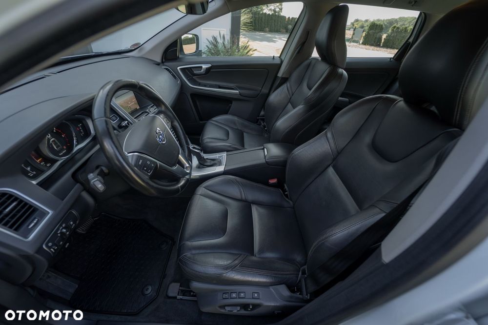 Volvo XC 60 D4 Geartronic Summum - 40