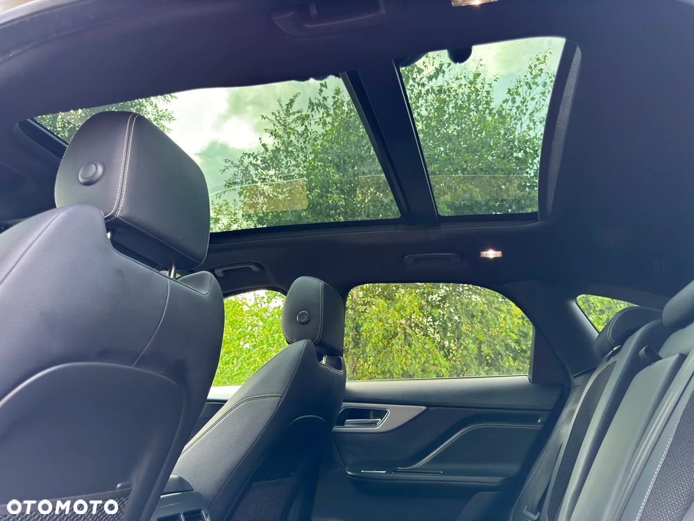 Jaguar F-Pace 35t AWD Prestige - 7