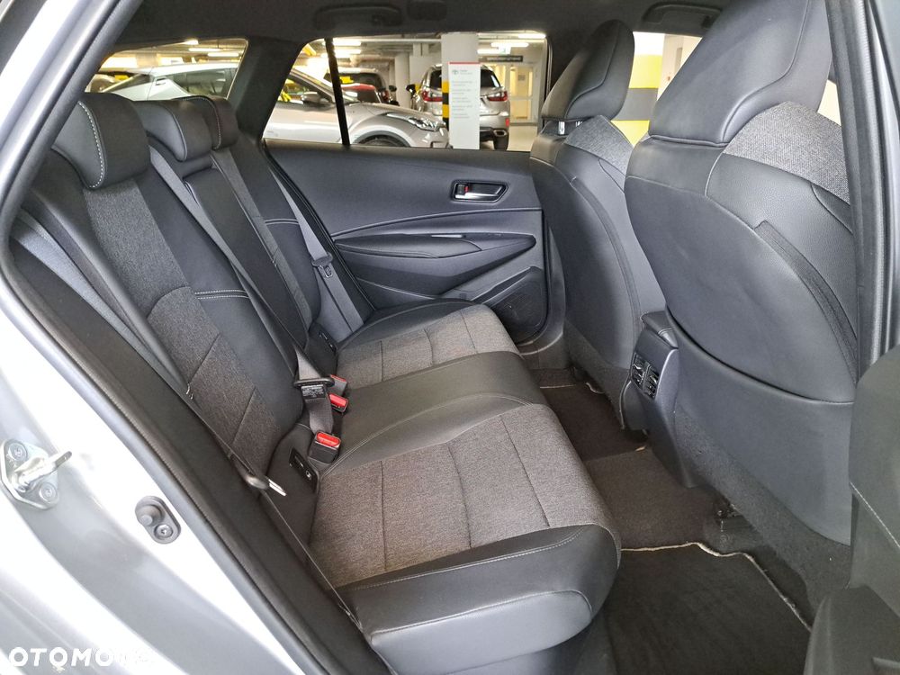 Toyota Corolla 1.8 Hybrid Style - 15