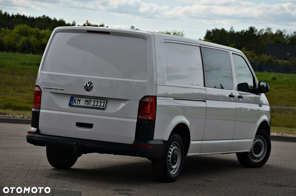 Volkswagen Transporter - 9