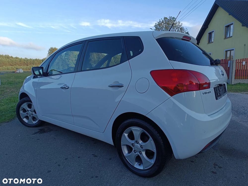 Kia Venga 1.4 Business Line - 6