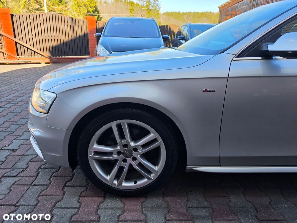 Audi A4 Limousine 1.8 TFSI S line Sportpaket - 4