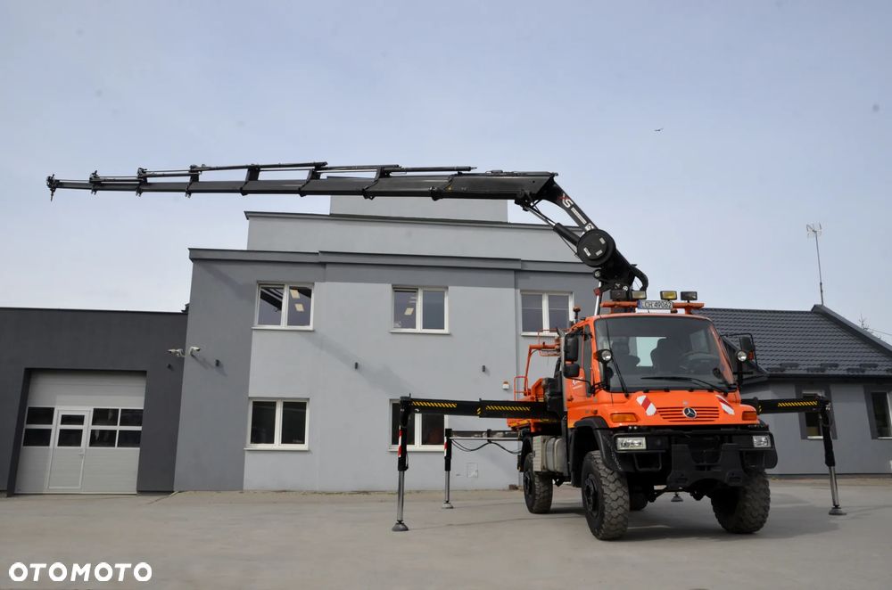 Mercedes-Benz UNIMOG 500 - 12