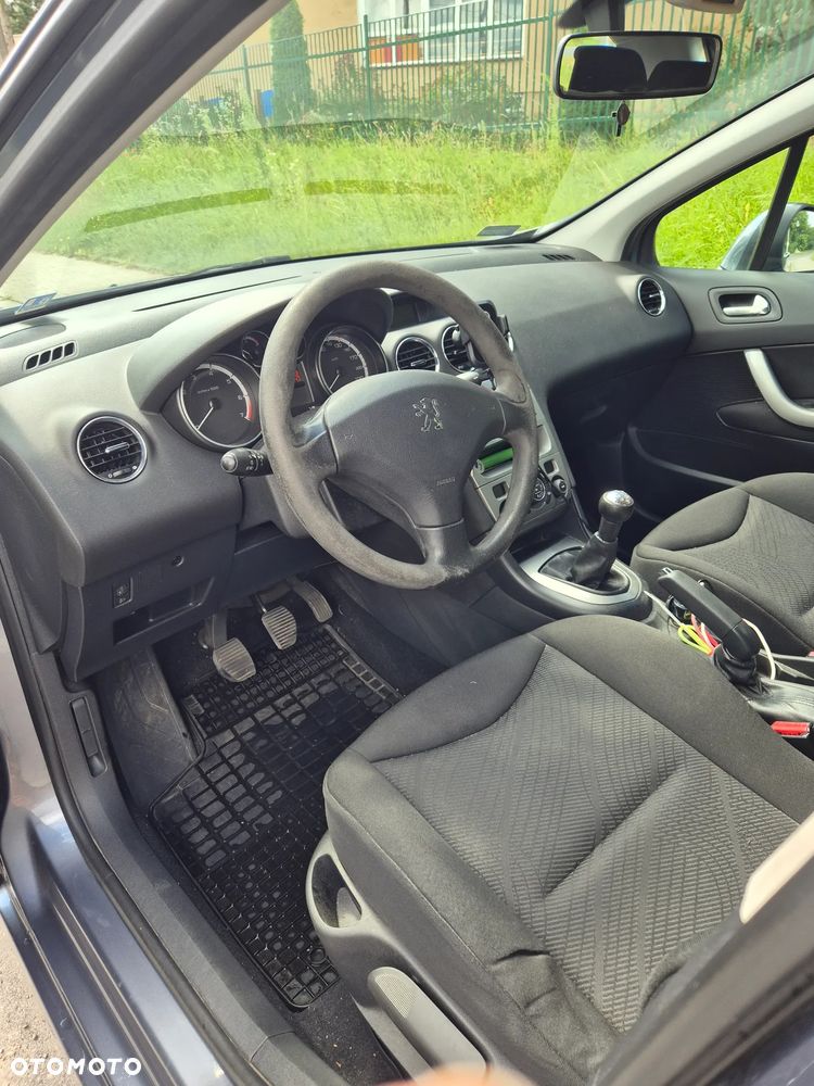 Peugeot 308 1.4 Trendy - 3