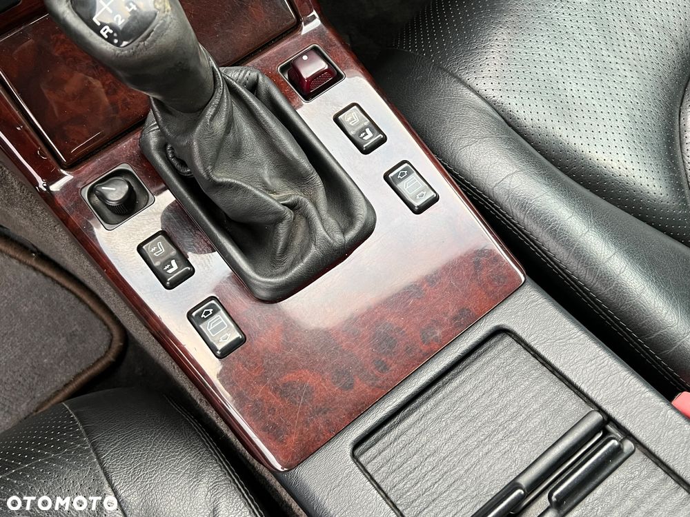 Mercedes-Benz SL 280 - 20