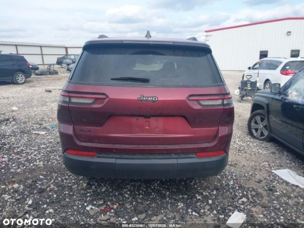 Jeep Grand Cherokee - 8