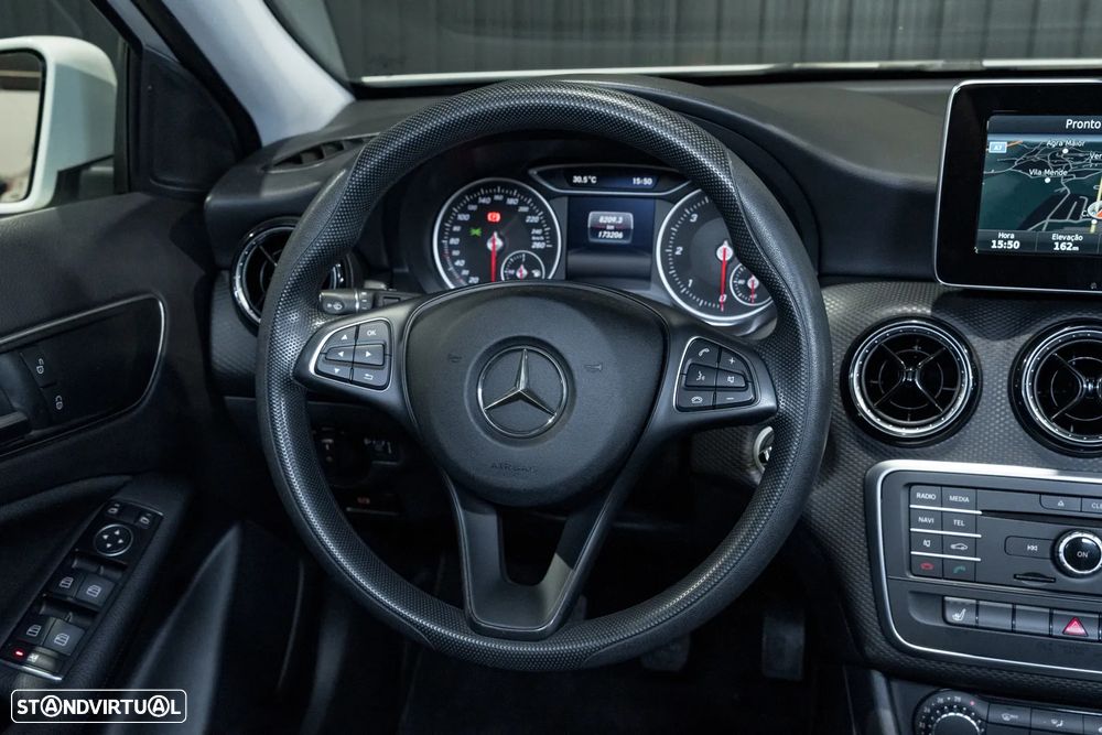 Mercedes-Benz A 160 d Urban - 10