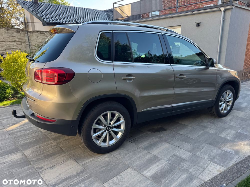Volkswagen Tiguan 2.0 TDI SCR 4MOTION BlueMotion Technology DSG Lounge Track & Style - 25