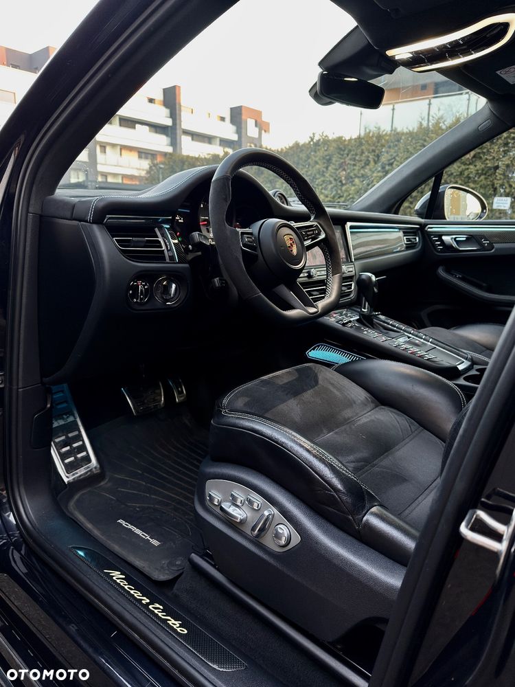 Porsche Macan - 13