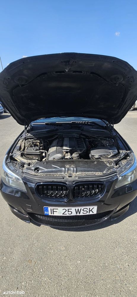 BMW Seria 5 520i - 2